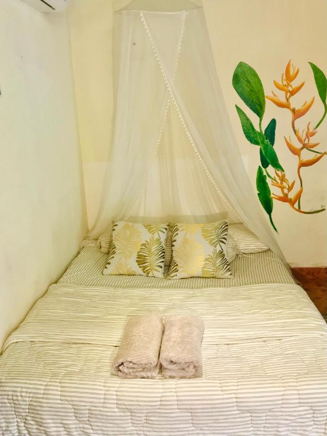 Dar Yasmine Motel Pantai Cenang  Buitenkant foto