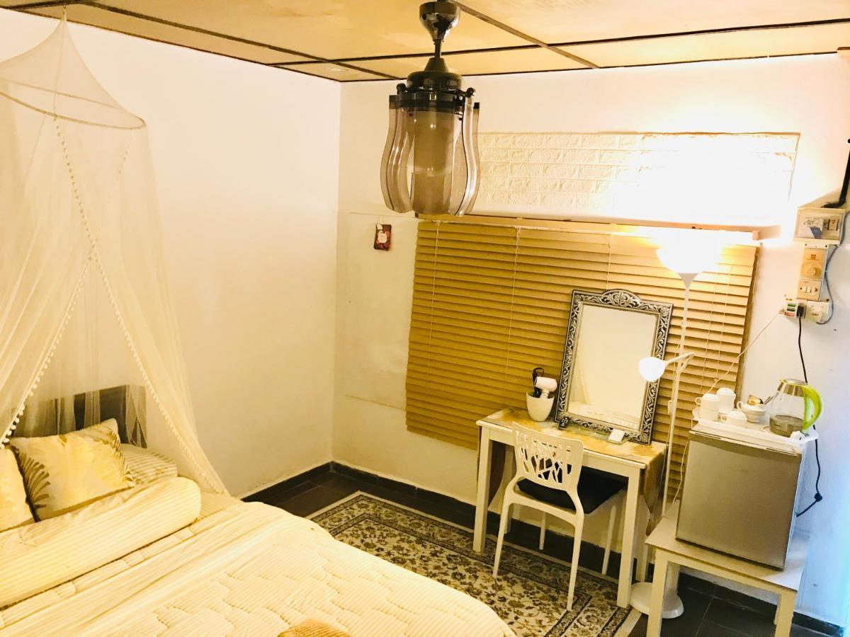 Dar Yasmine Motel Pantai Cenang  Buitenkant foto