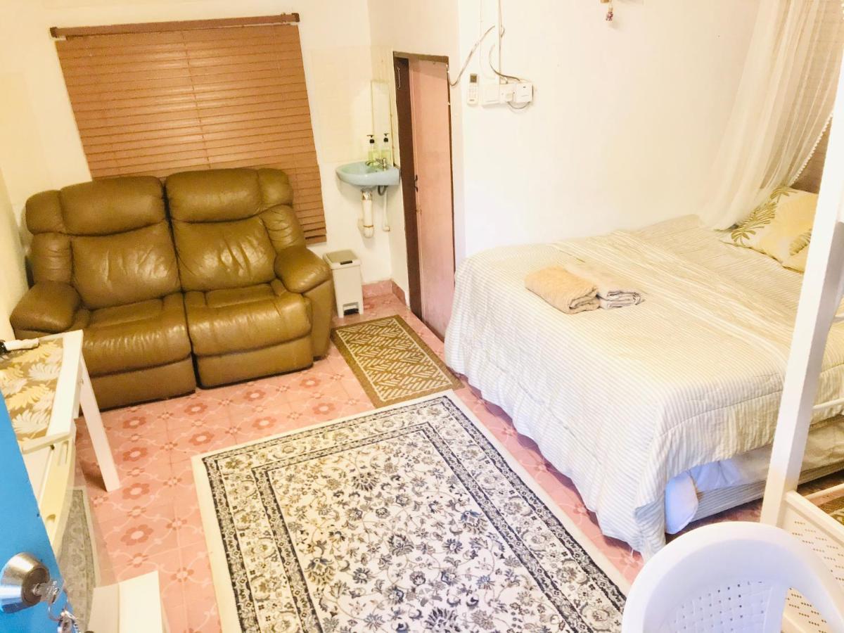 Dar Yasmine Motel Pantai Cenang  Buitenkant foto