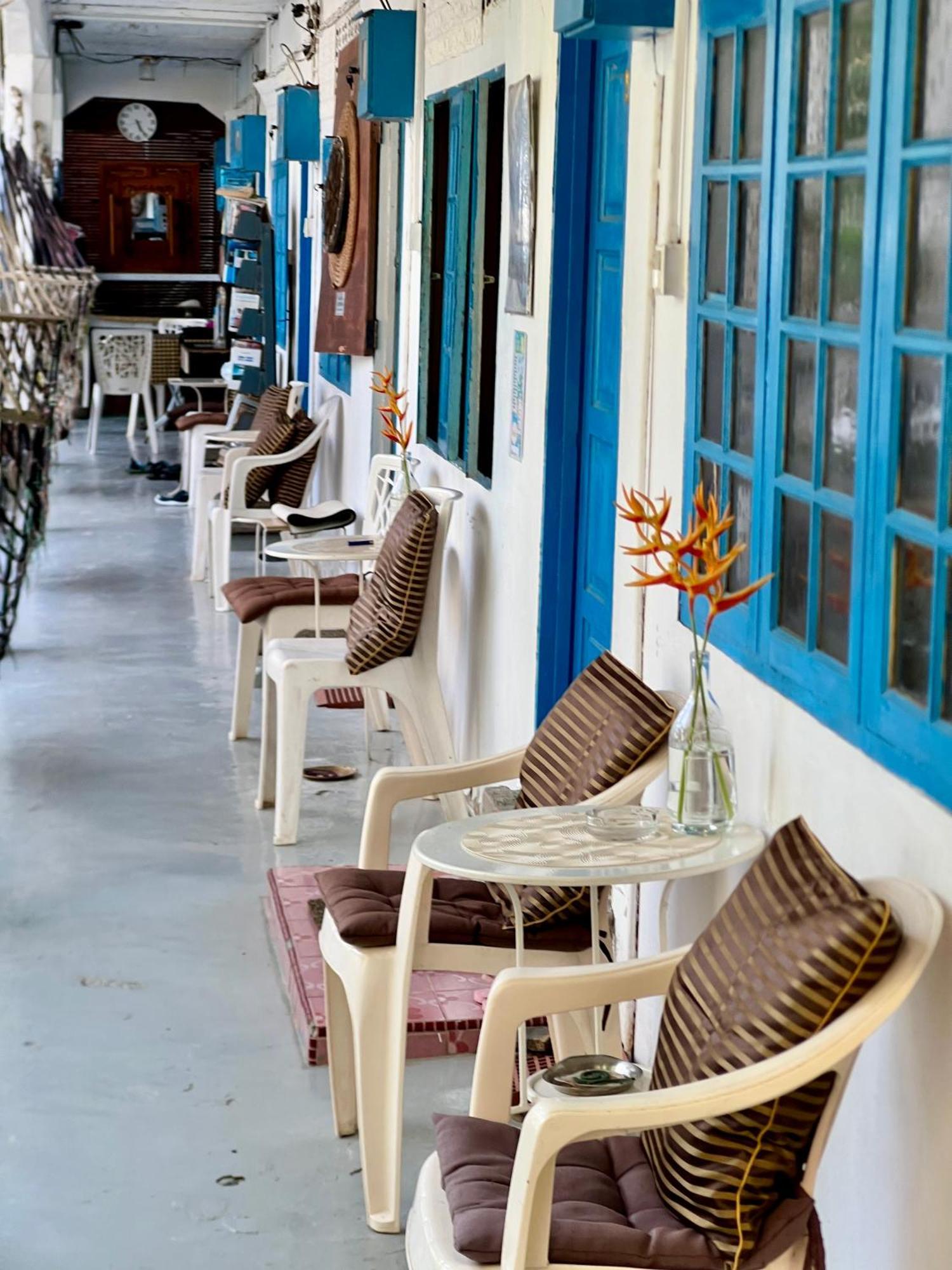 Dar Yasmine Motel Pantai Cenang  Buitenkant foto