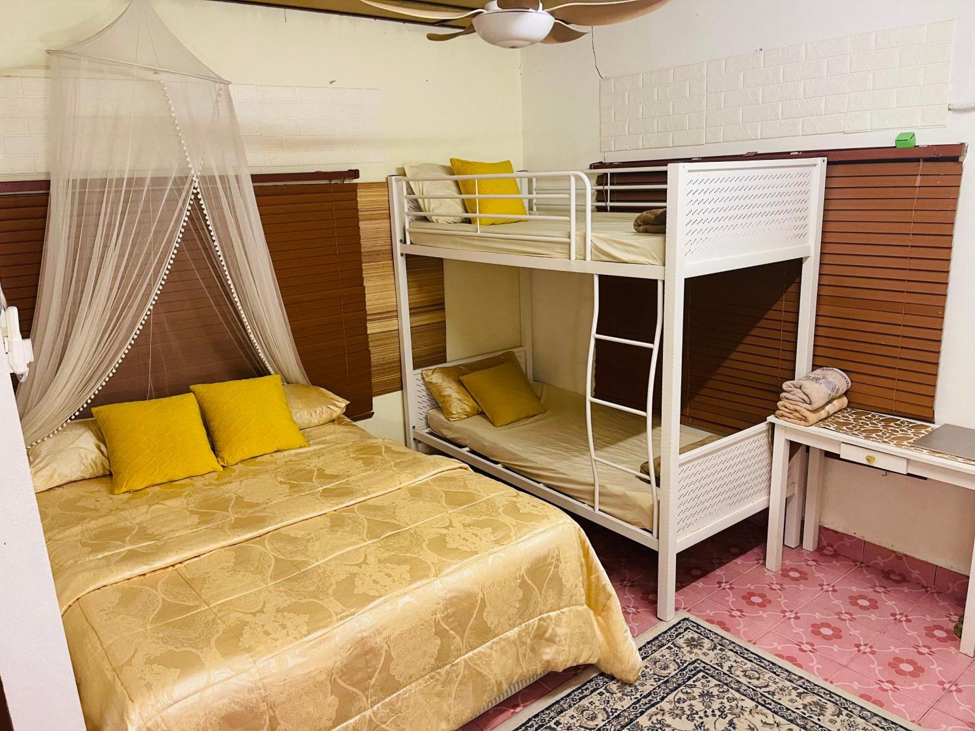 Dar Yasmine Motel Pantai Cenang  Buitenkant foto